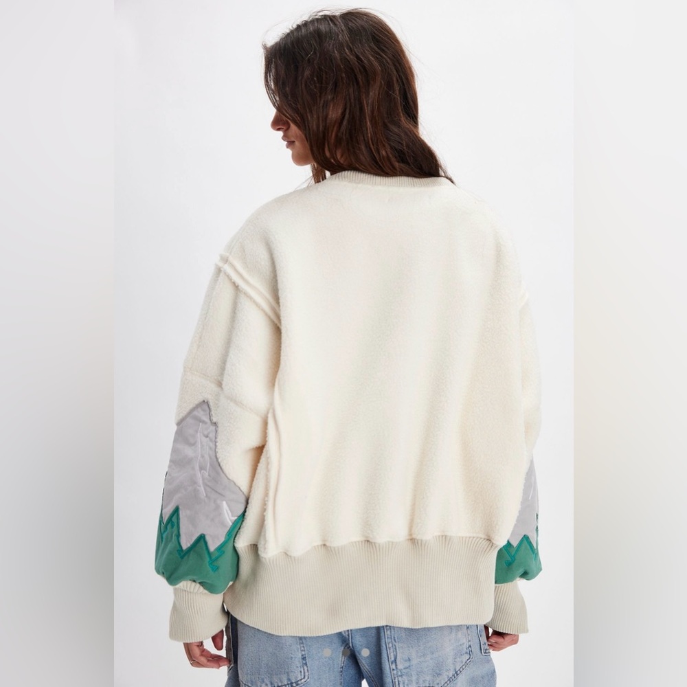NWT Tricia Fix X Free People Cozy Camden 🏔️ Scene Sweatshirt - Picture 2 of 3